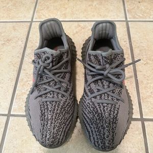 YEEZY BOOST 350 V2
"Beluga 2.0"